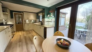 Photo 11- click for photo gallery